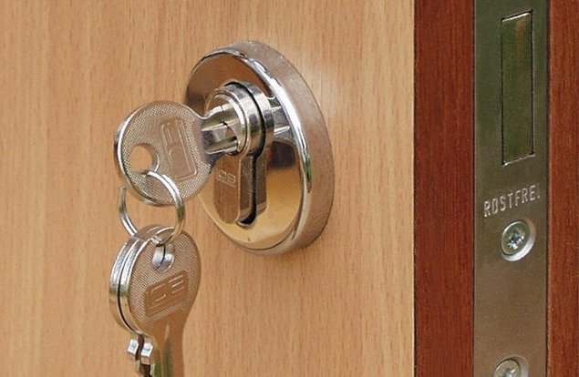 Profilzylinder mit Schlüsselbund – Schließanlage BAHNER
